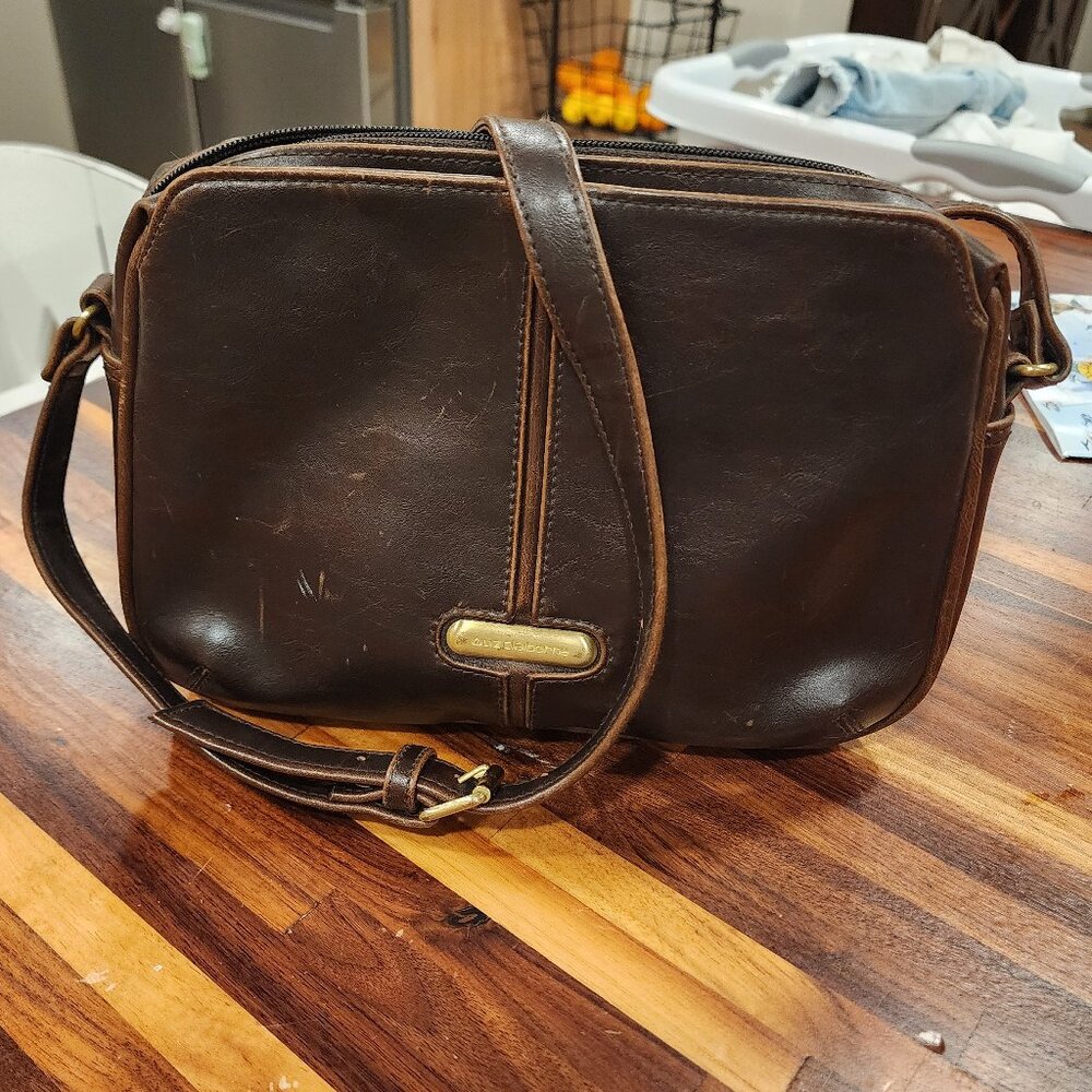 Vintage Liz Claiborne Crossbody Shoulder Bag Dark Brown